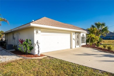 Brand new pool cage and fully resurfaced pool! This turnkey on Pinemoor West Golf Club in Florida - for sale on GolfHomes.com, golf home, golf lot