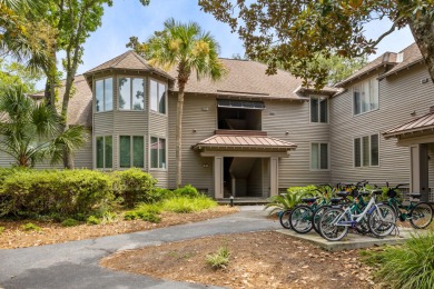 This desirable 2 bedroom, 2 bath Turtle Cove Villa features on Kiawah Island Resort - Turtle Point in South Carolina - for sale on GolfHomes.com, golf home, golf lot