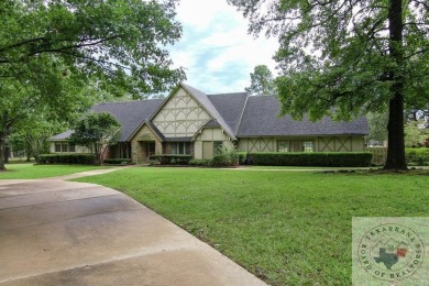 The views of the golf course are simply beautiful! This 4000+ sq on Northridge Country Club in Texas - for sale on GolfHomes.com, golf home, golf lot