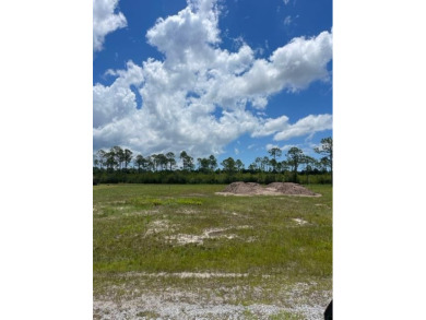 A rare find!  Large 1 acre +/- building site that is centrally on Saint Josephs Bay Country Club in Florida - for sale on GolfHomes.com, golf home, golf lot