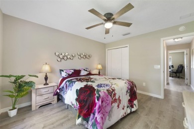 !! Turn-Key in The Villages - No Bond !! Welcome to your MOVE-IN on Glenview Championship Golf and Country Club in Florida - for sale on GolfHomes.com, golf home, golf lot