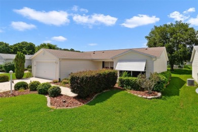 !! Turn-Key in The Villages - No Bond !! Welcome to your MOVE-IN on Glenview Championship Golf and Country Club in Florida - for sale on GolfHomes.com, golf home, golf lot