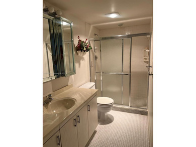 OWNER MOTIVATED!!!! THIS IS YOUR OPPORTUNITY TO MAKE THE BEST on Wynmoor Golf Course in Florida - for sale on GolfHomes.com, golf home, golf lot