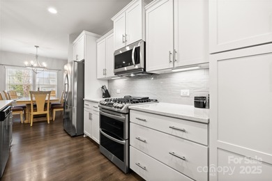 Welcome home to Goose Down! This 3 bedroom home in highly on Edgewater Golf Club in South Carolina - for sale on GolfHomes.com, golf home, golf lot