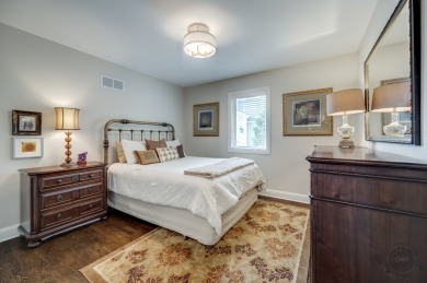 Updated ranch on Cress Creek Golf Course! Too many updates to on Cress Creek Country Club in Illinois - for sale on GolfHomes.com, golf home, golf lot