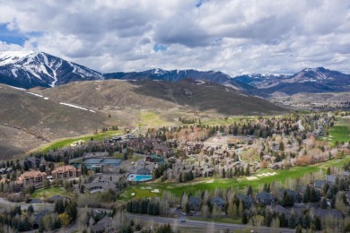 Proximity, privacy and stellar rental potential make this on Elkhorn Golf Club in Idaho - for sale on GolfHomes.com, golf home, golf lot
