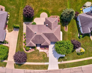 This all brick home, has everything you will need for easy on The Sawmill Golf Club in Michigan - for sale on GolfHomes.com, golf home, golf lot