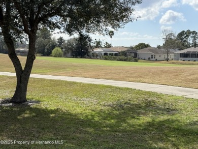 PRICED TO SELL MAINTENANCE FREE VILLA FREESTANDING HOME ON THE on Hernando Oaks Golf and Country Club in Florida - for sale on GolfHomes.com, golf home, golf lot