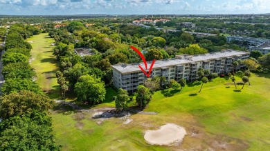 PALM AIRE COUNTRY CLUB in POMPANO BEACH in CYPRESS GROVE. THIS 3 on Oaks Country Club in Florida - for sale on GolfHomes.com, golf home, golf lot