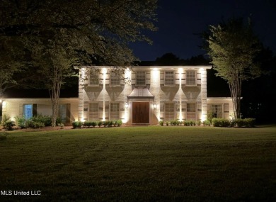 Gorgeous, move in ready 4 bedroom, 2 1/2 bathroom home in the on Country Club of Jackson in Mississippi - for sale on GolfHomes.com, golf home, golf lot