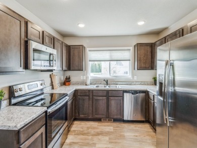 Incredibly clean move in ready 2 story home in South Ankeny on Woodland Hills Golf in Iowa - for sale on GolfHomes.com, golf home, golf lot