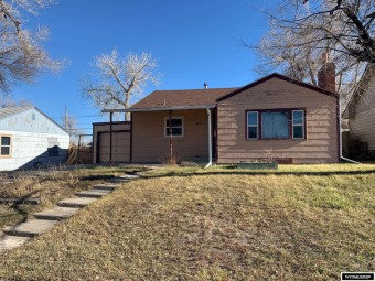 This cozy centrally located home features a fireplace in the on Casper Municipal Golf Club in Wyoming - for sale on GolfHomes.com, golf home, golf lot