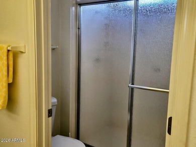 Very well-cared for, fully furnished two bedroom/two bath home on Trail Ridge Golf Course in Arizona - for sale on GolfHomes.com, golf home, golf lot