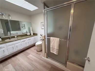 This charming 1 bedroom 1-bathroom cottage is facing southwest on Leisure World Seal Beach Golf Course in California - for sale on GolfHomes.com, golf home, golf lot