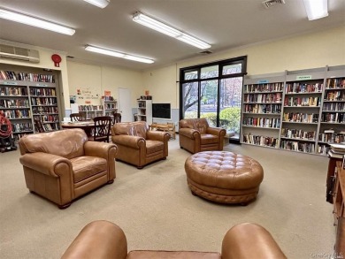 Really nice 2 story condo in Blue Ridge offering living room on Blue Ridge Golf Club in New York - for sale on GolfHomes.com, golf home, golf lot