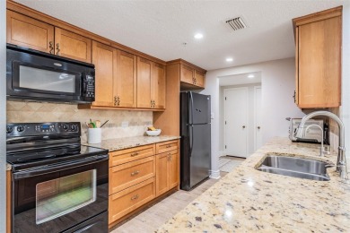 This beautiful 3 bedroom, 2 bath condo offers 1,660 s.f. of on Innisbrook Resort and Golf Club in Florida - for sale on GolfHomes.com, golf home, golf lot