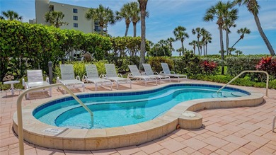 Beachplace Penthouse with Gulf Views -- Top-Floor Residence with on Links on Longboat Golf Club in Florida - for sale on GolfHomes.com, golf home, golf lot