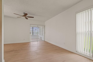Welcome to this charming and beautifully maintained 1-bedroom on Highland Lakes Executive Golf Course in Florida - for sale on GolfHomes.com, golf home, golf lot