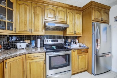 Large Phase 6 Condo with 1459 Sq. Ft. On Par 3 Golf Course-Full on Hollybrook Golf and Tennis Club  in Florida - for sale on GolfHomes.com, golf home, golf lot