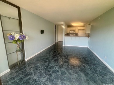 Excellent location, minutes to Pearlridge shopping Center on Pearl Country Club in Hawaii - for sale on GolfHomes.com, golf home, golf lot