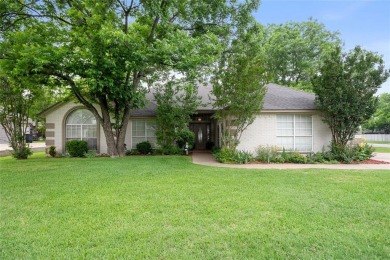 Welcome to Your Retreat in the Heart of Pecan Plantation. 
Step on Pecan Plantation Country Club in Texas - for sale on GolfHomes.com, golf home, golf lot