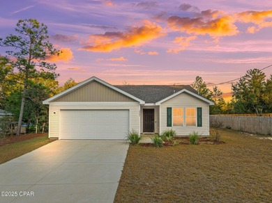 Discover modern Florida living in this move in ready 3-bedroom on Sunny Hills Golf and Country Club in Florida - for sale on GolfHomes.com, golf home, golf lot