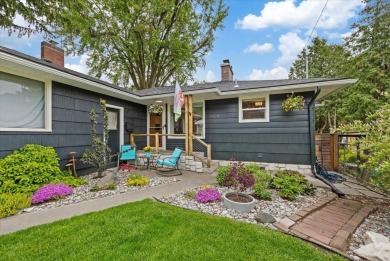 Move right in the desirable Downriver Neighborhood--everything on Downriver Golf Course in Washington - for sale on GolfHomes.com, golf home, golf lot