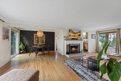 Move right in the desirable Downriver Neighborhood--everything on Downriver Golf Course in Washington - for sale on GolfHomes.com, golf home, golf lot