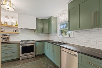 Move right in the desirable Downriver Neighborhood--everything on Downriver Golf Course in Washington - for sale on GolfHomes.com, golf home, golf lot