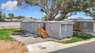 (Ver abajo en espanol)  All Ages Community - Lot rent $850 on Diamond Hill Golf and Country Club in Florida - for sale on GolfHomes.com, golf home, golf lot