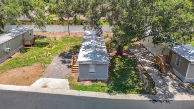(Ver abajo en espanol)  All Ages Community - Lot rent $850 on Diamond Hill Golf and Country Club in Florida - for sale on GolfHomes.com, golf home, golf lot