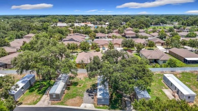 (Ver abajo en espanol)  All Ages Community - Lot rent $850 on Diamond Hill Golf and Country Club in Florida - for sale on GolfHomes.com, golf home, golf lot