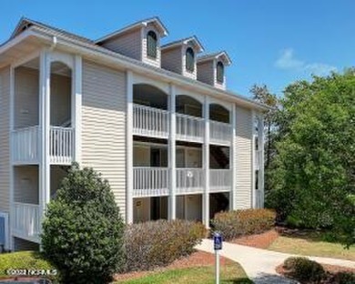 You must see this beautiful1st floor unit at Club Villas in on Members Club At St. James Plantation in North Carolina - for sale on GolfHomes.com, golf home, golf lot