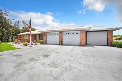 ++ Totally Upgraded Pool Home ++  Located on a large 0.57 acre on Golf Hammock Country Club in Florida - for sale on GolfHomes.com, golf home, golf lot