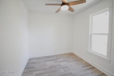 Tellico Village Living - Brand New Craftsman Home with Bonus on Toqua Golf Course - Loudon County in Tennessee - for sale on GolfHomes.com, golf home, golf lot