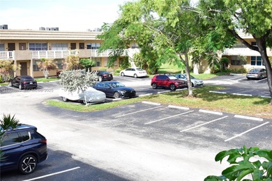 This is a really wonderful condo for someone who loves the sun! on Sunrise Lakes Phase III in Florida - for sale on GolfHomes.com, golf home, golf lot