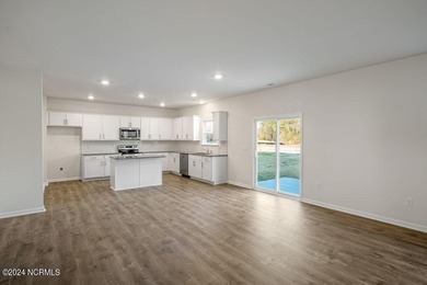 Welcome to 3109 Platinum Circle at Gretchen Pines located in on Seven Lakes Country Club in North Carolina - for sale on GolfHomes.com, golf home, golf lot