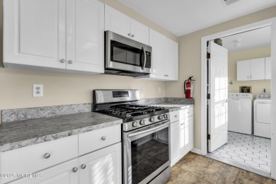 This is the popular Roxy model. 1195 sq. ft. with major updates on Leisure Village West Assoc. in New Jersey - for sale on GolfHomes.com, golf home, golf lot