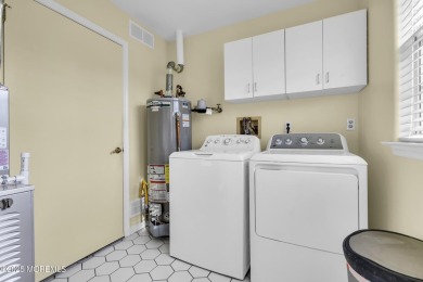 This is the popular Roxy model. 1195 sq. ft. with major updates on Leisure Village West Assoc. in New Jersey - for sale on GolfHomes.com, golf home, golf lot