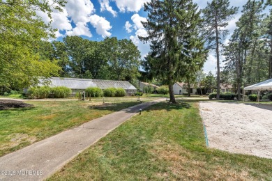 This is the popular Roxy model. 1195 sq. ft. with major updates on Leisure Village West Assoc. in New Jersey - for sale on GolfHomes.com, golf home, golf lot