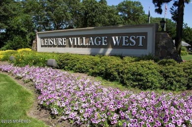 This is the popular Roxy model. 1195 sq. ft. with major updates on Leisure Village West Assoc. in New Jersey - for sale on GolfHomes.com, golf home, golf lot