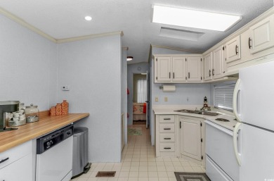 Do you want to live on VACATION full time or have a fabulous on Prestwick Country Club in South Carolina - for sale on GolfHomes.com, golf home, golf lot