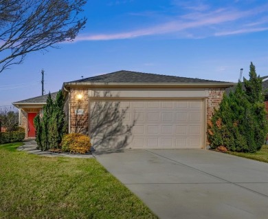 Beautiful 2-Bedroom, 2-Bathroom Home in Premier Age-Restricted on Frisco Lakes Golf Course in Texas - for sale on GolfHomes.com, golf home, golf lot