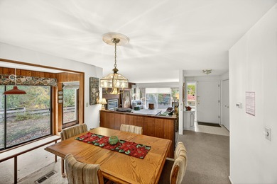 Welcome to 697 Oak Knoll Dr.-a home full of potential and is on Oak Knoll Golf Course in Oregon - for sale on GolfHomes.com, golf home, golf lot