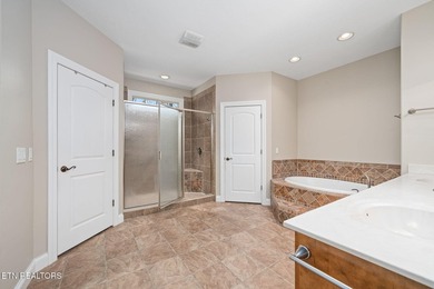 Private Cul-de-Sac Retreat in Fairfield Glade | Golf, Lakes on Heatherhurst Golf Course in Tennessee - for sale on GolfHomes.com, golf home, golf lot