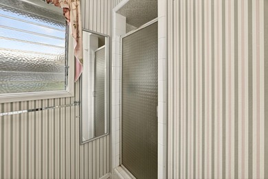 Welcome to 697 Oak Knoll Dr.-a home full of potential and is on Oak Knoll Golf Course in Oregon - for sale on GolfHomes.com, golf home, golf lot