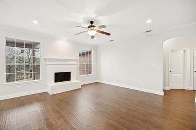 Discover the perfect blend of privacy, nature, and upscale on Tangle Ridge Golf Club in Texas - for sale on GolfHomes.com, golf home, golf lot