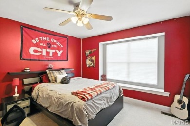 Remarkable 1.5 story home in the Legends Golf Community! on Country Club at the Legends in Missouri - for sale on GolfHomes.com, golf home, golf lot
