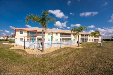 Updated *TURN-KEY* 2 Bed + Bonus Room with window, 2 Bath, Front on Deep Creek Golf Club in Florida - for sale on GolfHomes.com, golf home, golf lot