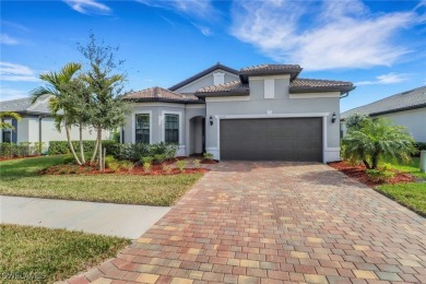 Award winning floor plan By Pulte Homes - the Summerwood is on River Hall Country Club in Florida - for sale on GolfHomes.com, golf home, golf lot